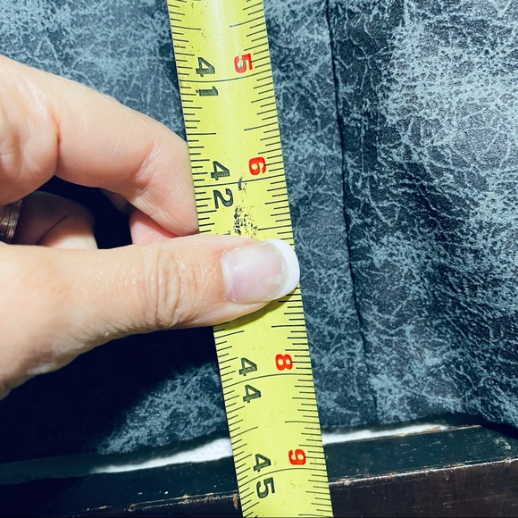 Spirit Halloween Winter Warrier L Halloween Costume - Picture 10 of 10